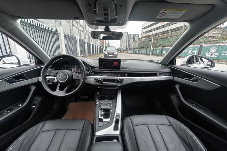 Used Audi A4L 2017 Plus 40 TFSI Fashion Model Interior 1