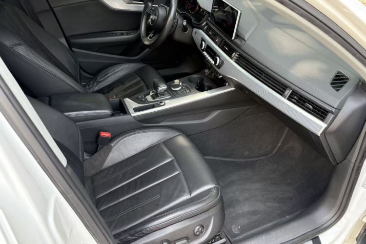 Used Audi A4L 2017 40 TFSI Fashion Model Interior 1