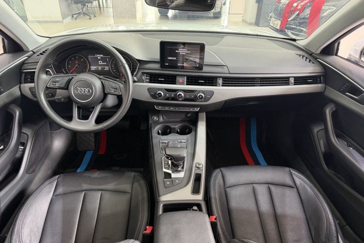 Used Audi A4L 2017 Plus 40 TFSI Ambition Model Interior 1