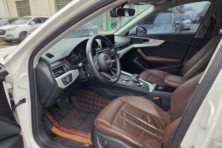 Used Audi A4L 2017 Plus 40 TFSI Fashion Model Interior 1