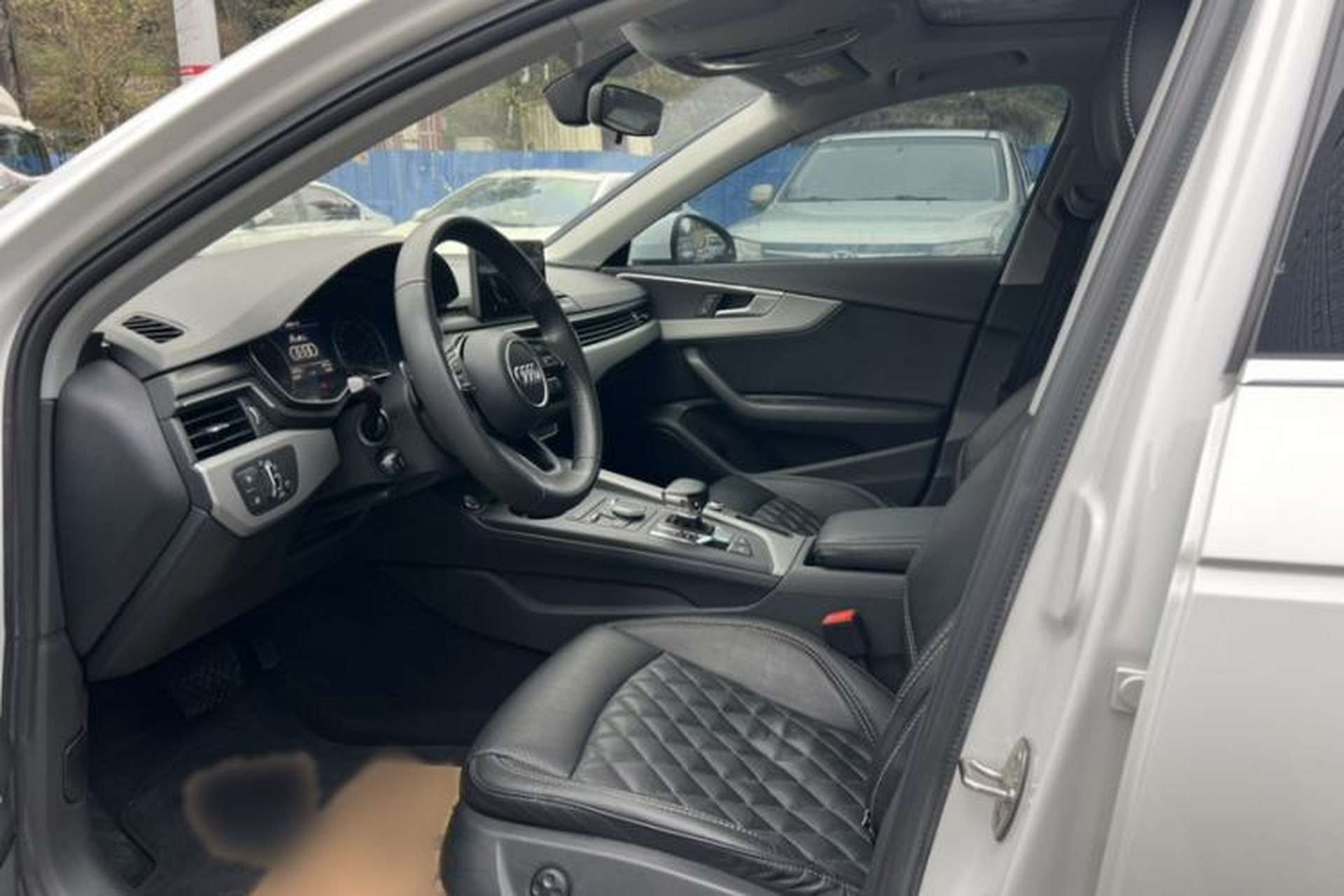 Used Audi A4L 2017 40 TFSI Ambition Edition Interior 2