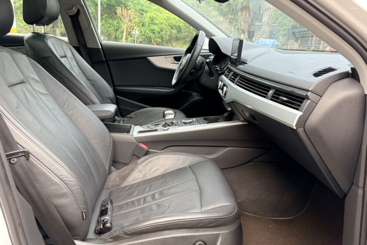 Used Audi A4L 2017 40 TFSI Fashion Model Interior 2