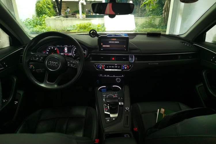 Used Audi A4L 2017 45 TFSI quattro Style Edition Interior 2