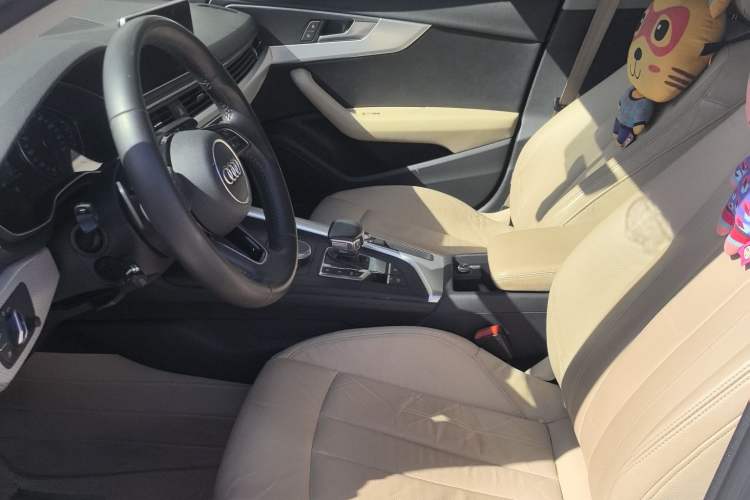 Used Audi A4L 2017 Plus 40 TFSI Fashion Model Interior 2