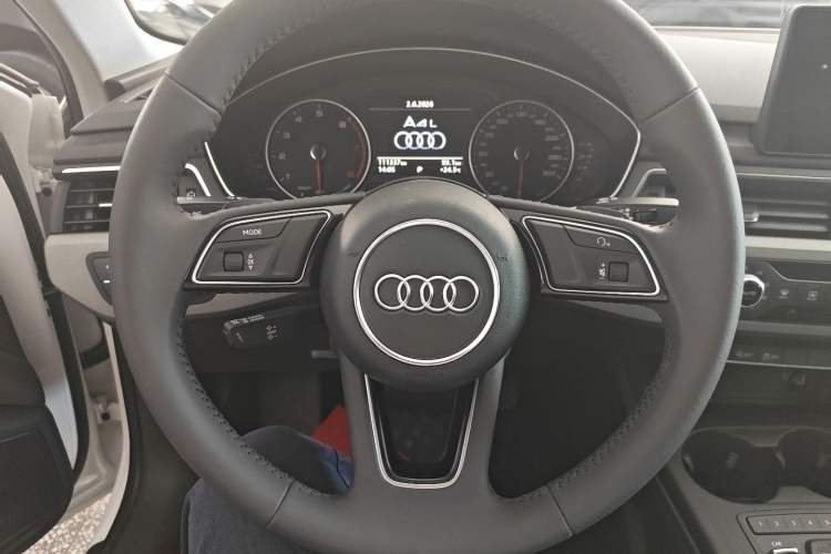 Used Audi A4L 2017 Plus 40 TFSI Ambition Model Interior 3
