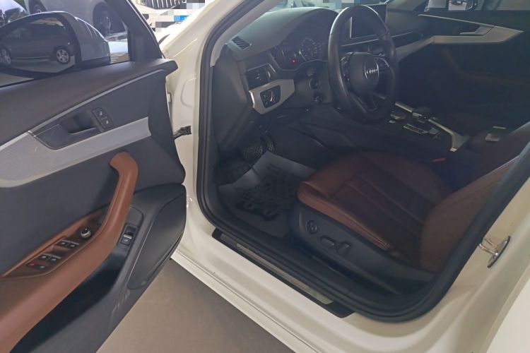 Used Audi A4L 2017 40 TFSI Fashion Model Interior 3
