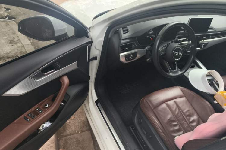 Used Audi A4L 2017 Plus 40 TFSI Fashion Model Interior 3