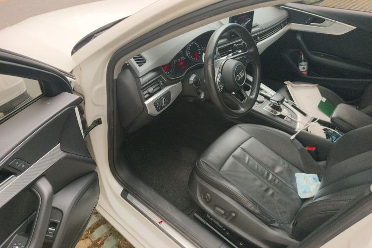 Used Audi A4L 2017 40 TFSI Style Edition Interior 3