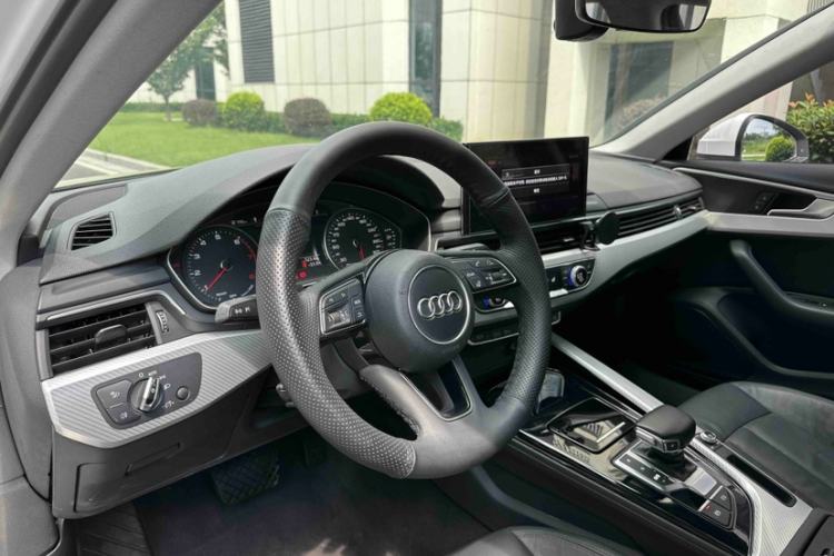 Used Audi A4L 2017 40 TFSI Fashion Model Interior 3