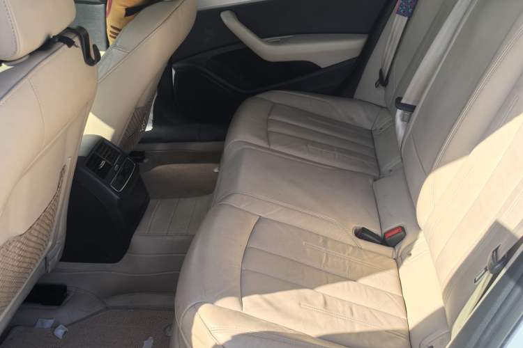 Used Audi A4L 2017 Plus 40 TFSI Fashion Model Interior 3