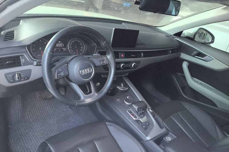 Used Audi A4L 2017 Plus 40 TFSI Ambition Model Interior 3