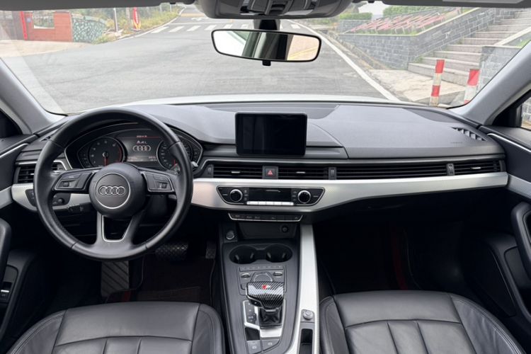 Used Audi A4L 2017 40 TFSI Fashion Model Interior 5