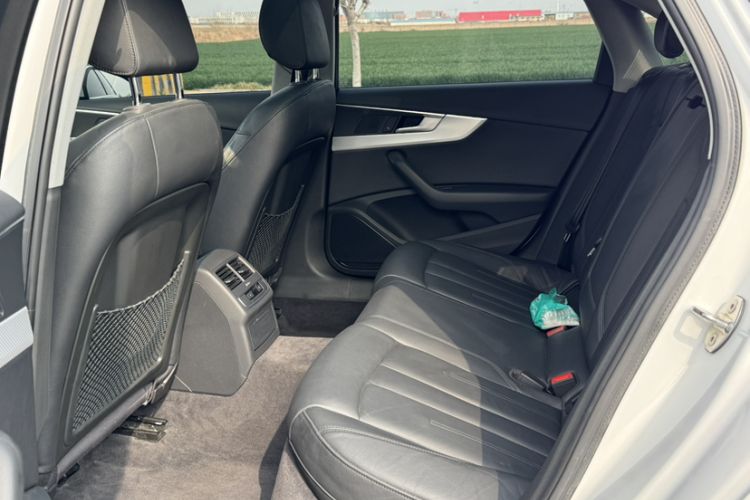 Used Audi A4L 2017 40 TFSI Fashion Model Interior 6