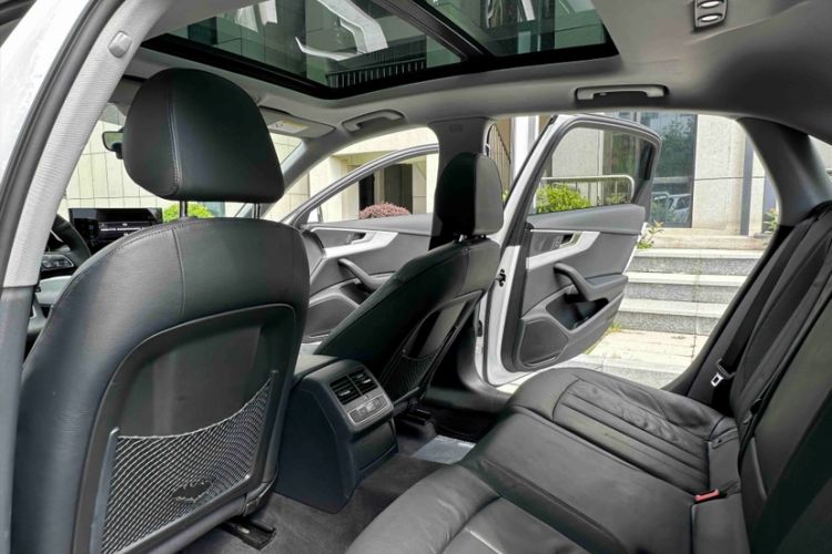 Used Audi A4L 2017 40 TFSI Fashion Model Interior 8