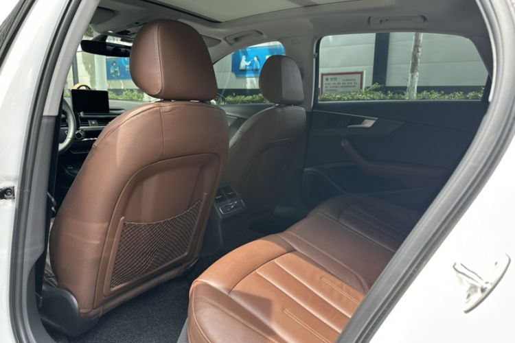 Used Audi A4L 2017 40 TFSI Style Edition Interior 8