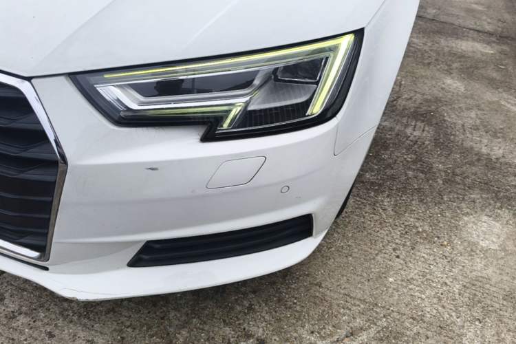 Used Audi A4L 2017 40 TFSI Fashion Model Left Front Headlight