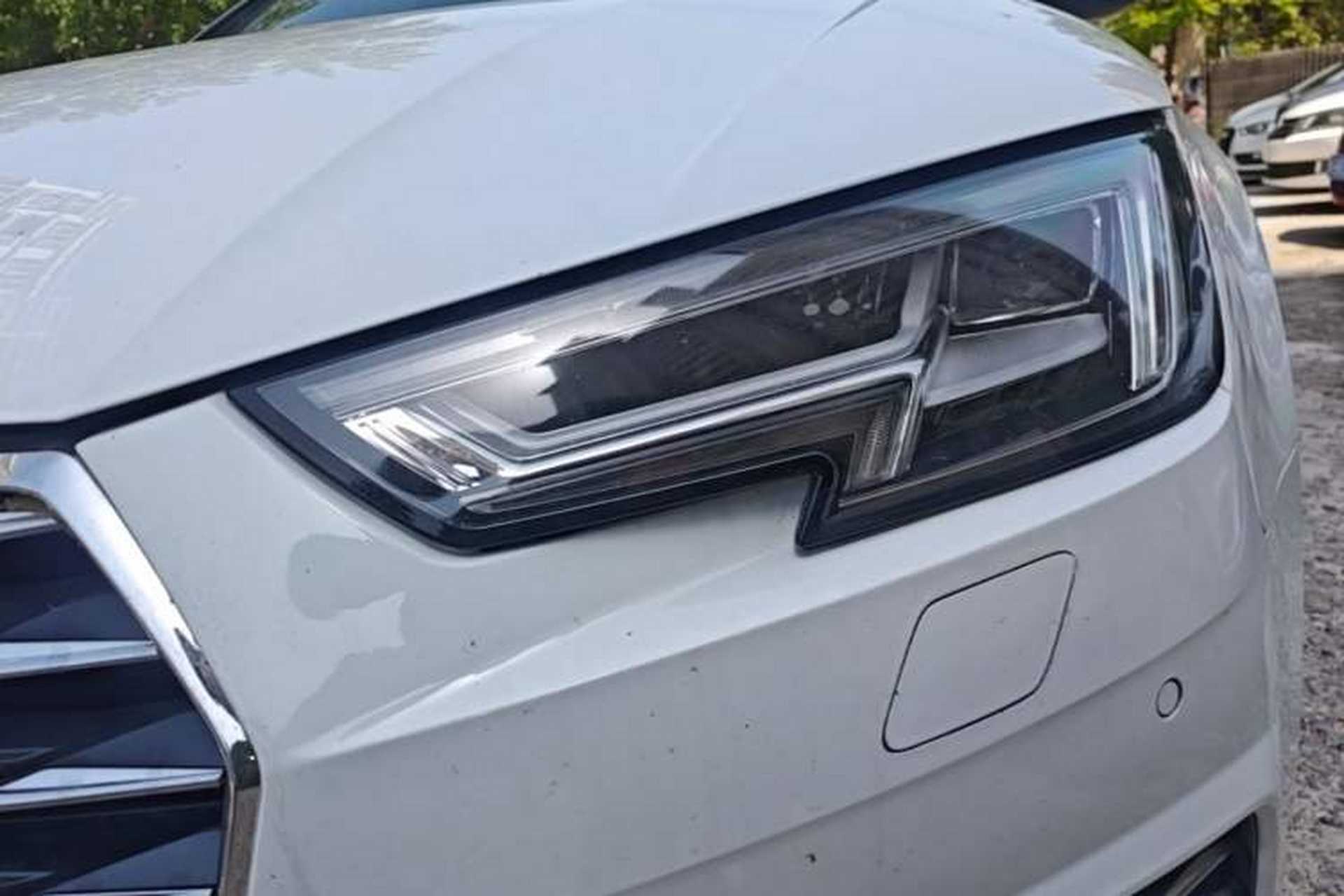 Used Audi A4L 2017 40 TFSI Fashion Model Left Front Headlight