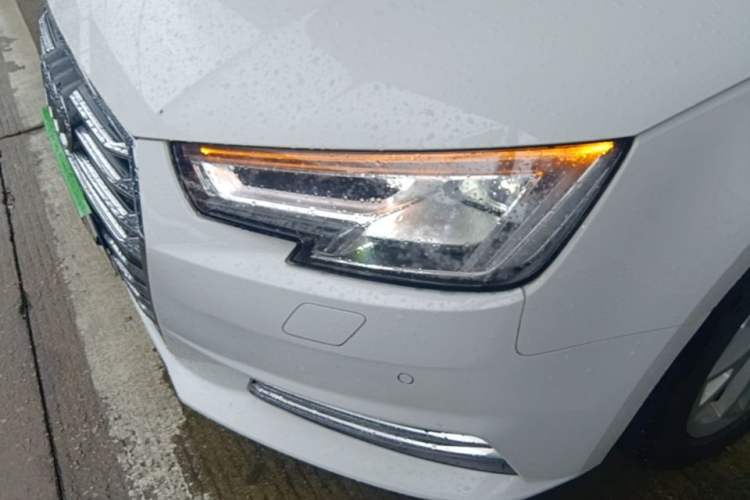 Used Audi A4L 2017 40 TFSI Fashion Model Left Front Headlight