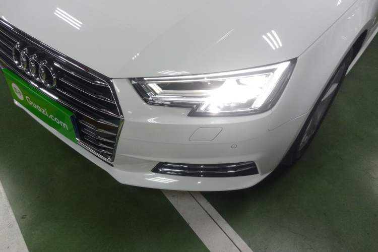 Used Audi A4L 2017 Plus 40 TFSI Fashion Model Left Front Headlight