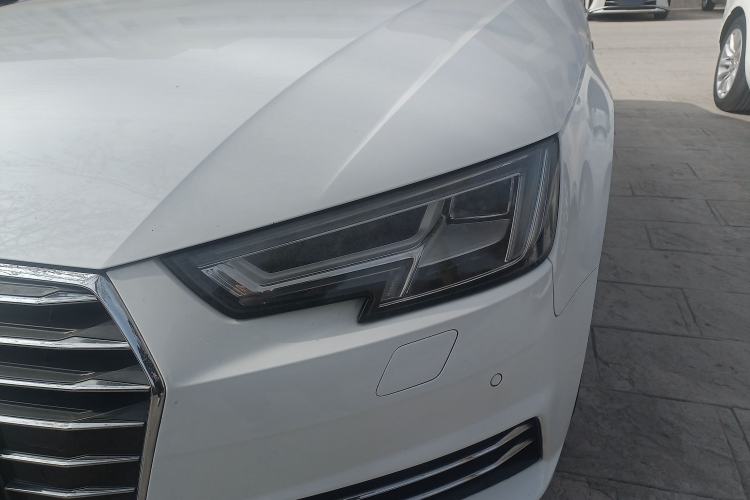 Used Audi A4L 2017 Plus 40 TFSI Fashion Model Left Front Headlight