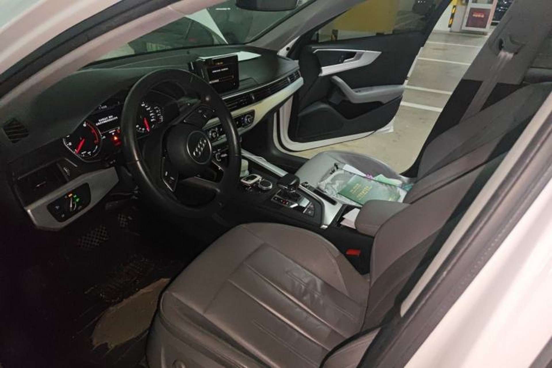 Used Audi A4L 2017 40 TFSI Fashion Model Left Front Seat
