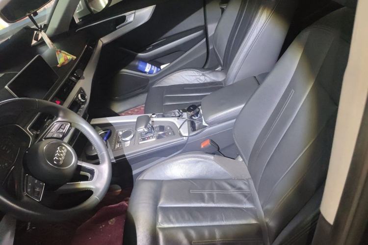 Used Audi A4L 2017 40 TFSI Fashion Model Left Front Seat