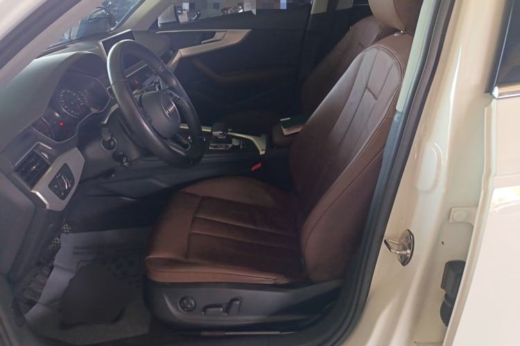 Used Audi A4L 2017 40 TFSI Fashion Model Left Front Seat
