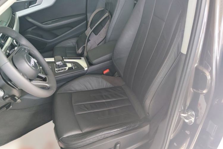Used Audi A4L 2017 40 TFSI Fashion Model Left Front Seat