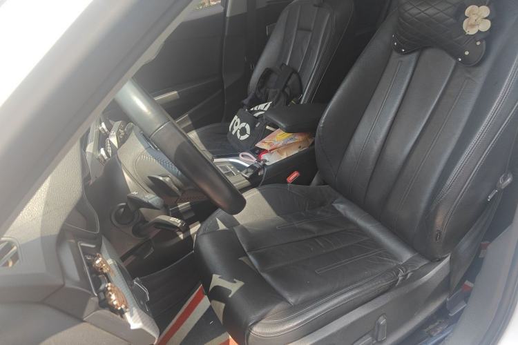 Used Audi A4L 2017 40 TFSI Fashion Model Left Front Seat