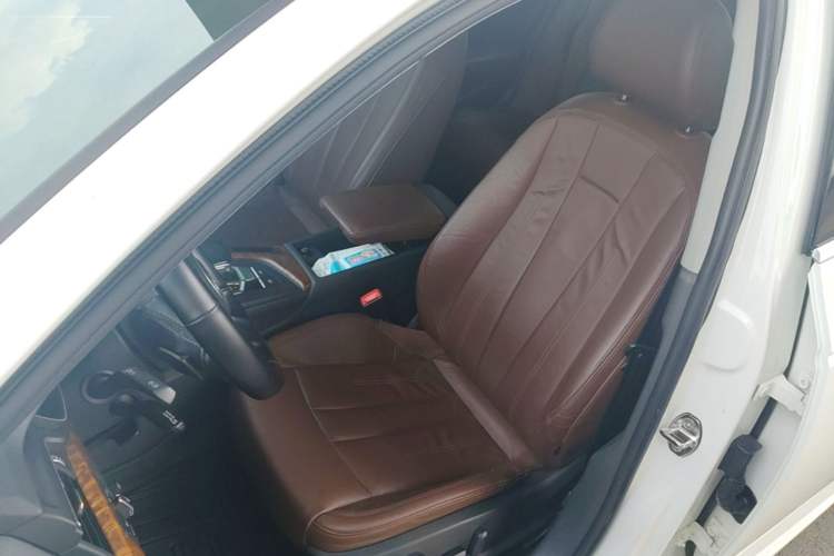 Used Audi A4L 2017 Plus 40 TFSI Fashion Model Left Front Seat