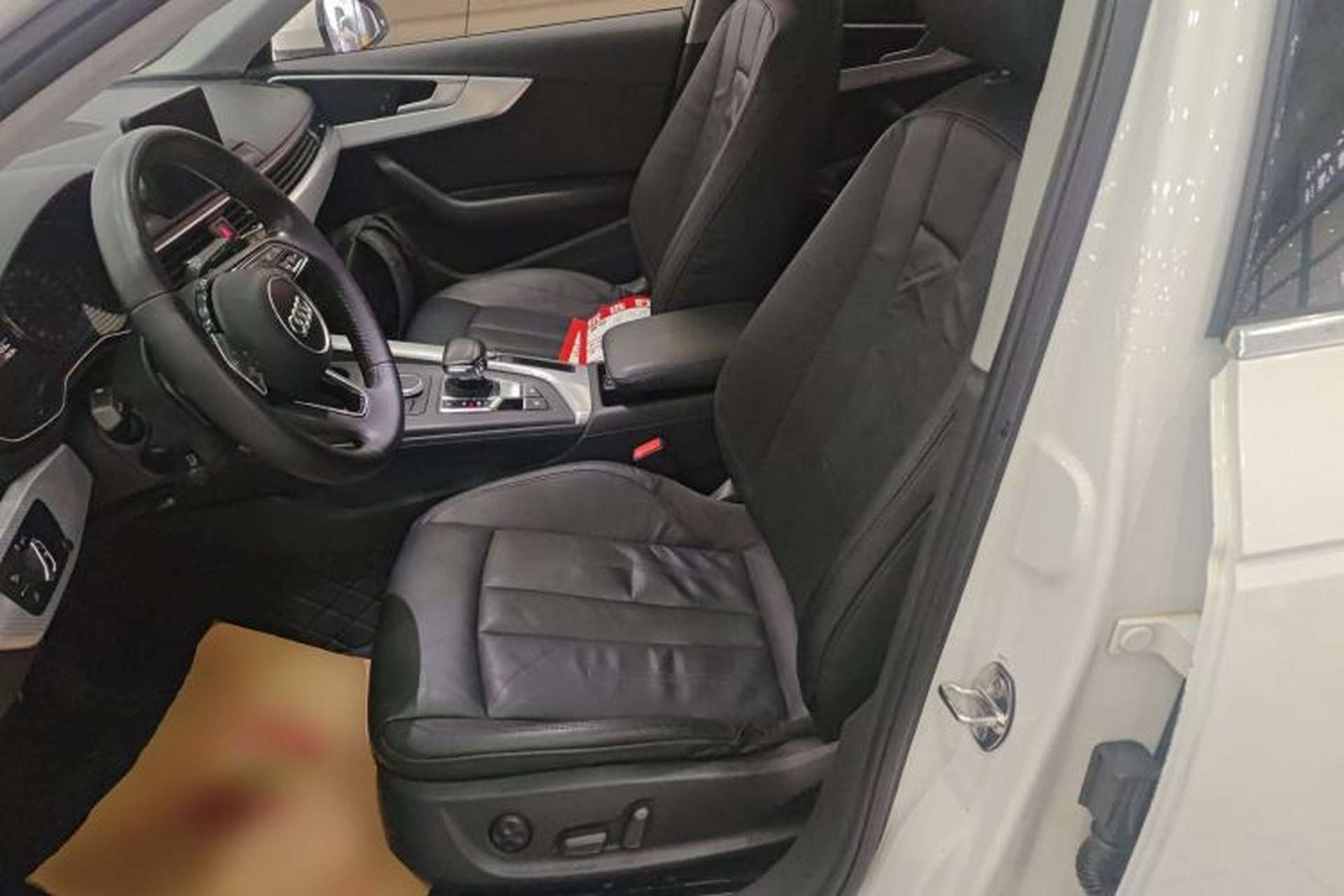 Used Audi A4L 2017 40 TFSI Fashion Model Left Front Seat