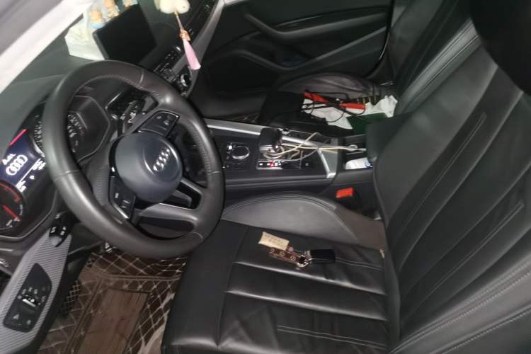 Used Audi A4L 2017 40 TFSI Fashion Model Left Front Seat