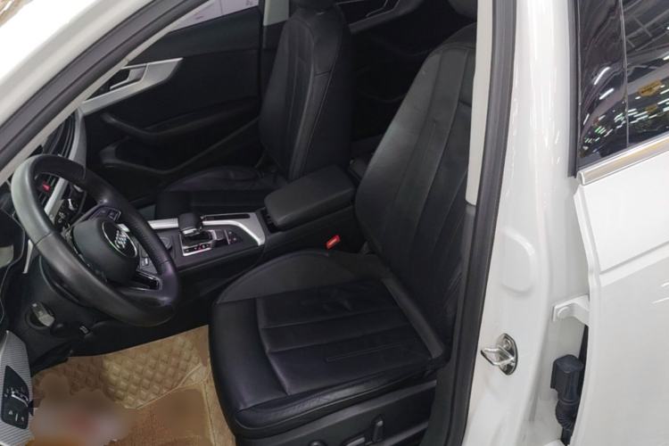 Used Audi A4L 2017 Plus 40 TFSI Fashion Model Left Front Seat