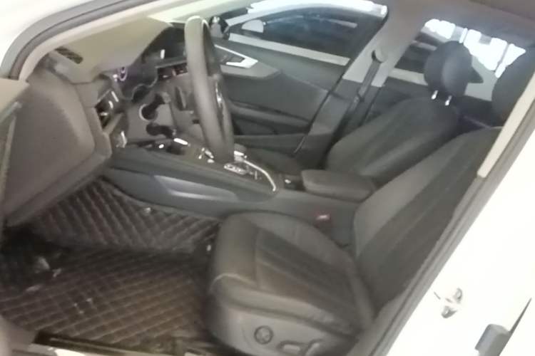 Used Audi A4L 2017 45 TFSI quattro Style Edition Left Front Seat