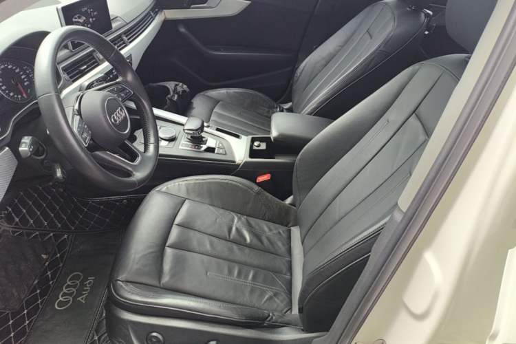 Used Audi A4L 2017 40 TFSI Fashion Model Left Front Seat