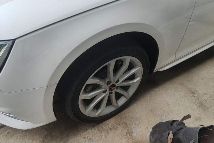 Used Audi A4L 2017 40 TFSI Style Edition Left Front Wheel Hub