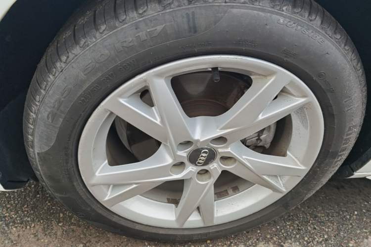 Used Audi A4L 2017 Plus 40 TFSI Ambition Model Left Front Wheel Hub