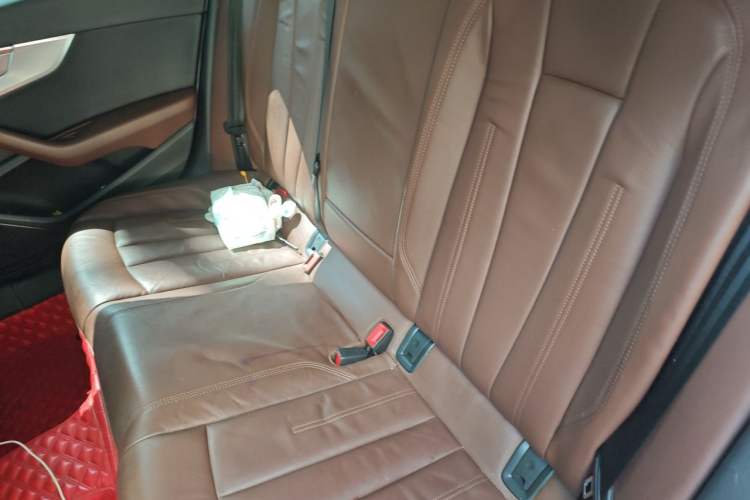 Used Audi A4L 2017 Plus 40 TFSI Fashion Model Left Rear Seat
