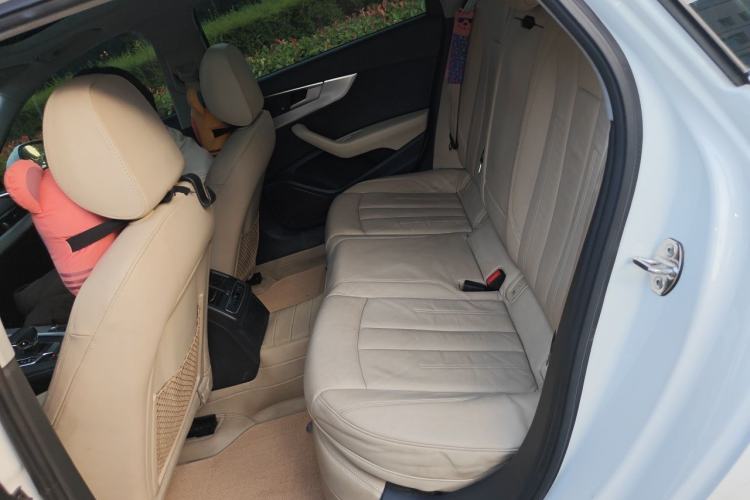 Used Audi A4L 2017 Plus 40 TFSI Fashion Model Left Rear Seat