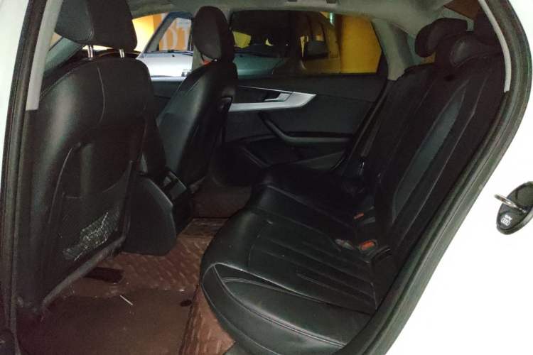 Used Audi A4L 2017 Plus 40 TFSI Ambition Model Left Rear Seat
