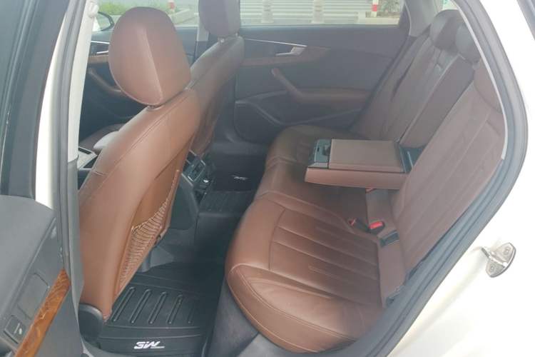 Used Audi A4L 2017 Plus 40 TFSI Fashion Model Left Rear Seat