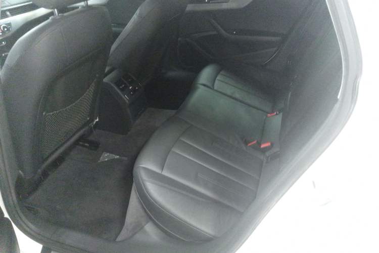Used Audi A4L 2017 Plus 40 TFSI Fashion Model Left Rear Seat