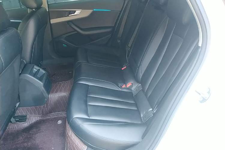 Used Audi A4L 2017 Plus 40 TFSI Ambition Model Left Rear Seat
