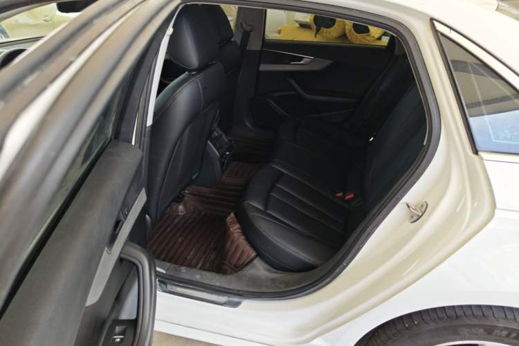 Used Audi A4L 2017 Plus 40 TFSI Ambition Model Left Rear Seat
