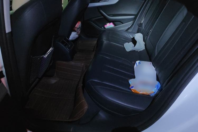Used Audi A4L 2017 40 TFSI Fashion Model Left Rear Seat