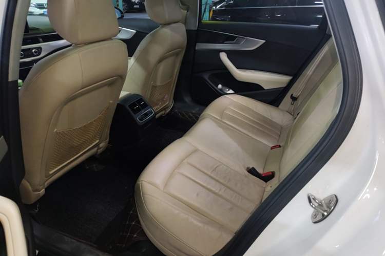 Used Audi A4L 2017 Plus 40 TFSI Fashion Model Left Rear Seat
