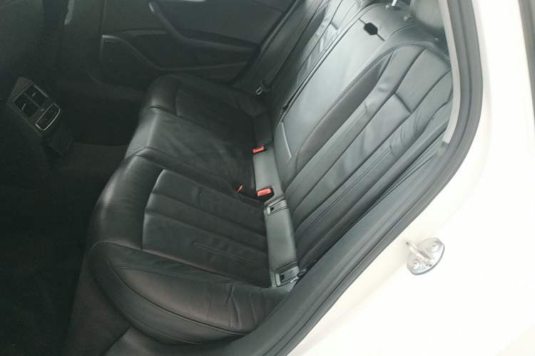 Used Audi A4L 2017 40 TFSI Fashion Model Left Rear Seat