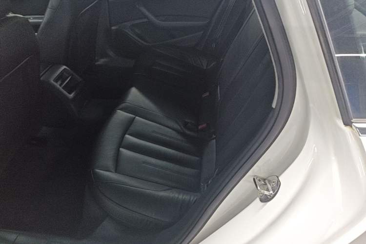 Used Audi A4L 2017 40 TFSI Ambition Edition Left Rear Seat