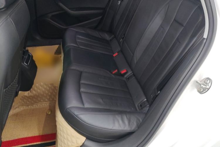 Used Audi A4L 2017 Plus 40 TFSI Fashion Model Left Rear Seat