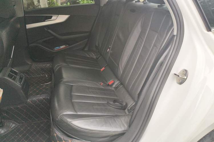 Used Audi A4L 2017 Plus 40 TFSI Fashion Model Left Rear Seat